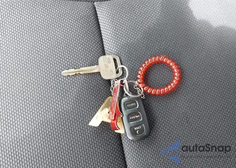 2003 Pontiac Vibe from USA, damaged, VIN 5Y2SL64843Z408259